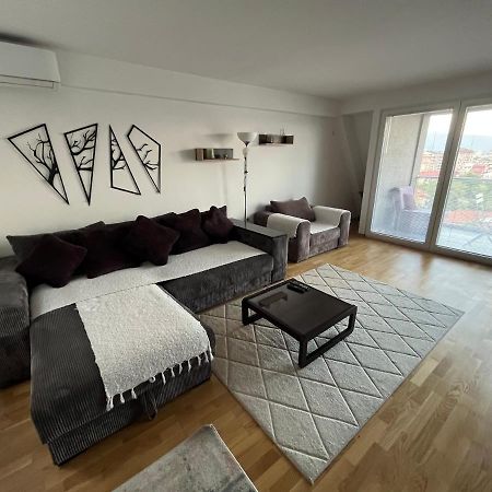 סקופיה Amazing View-Centrally Located-Brand New מראה חיצוני תמונה
